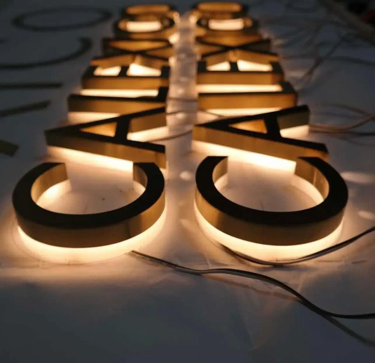 چاپ، تبلیغات، تابلو و نیون لوکس|خدمات رایانهای و موبایل|سقز, |دیوار