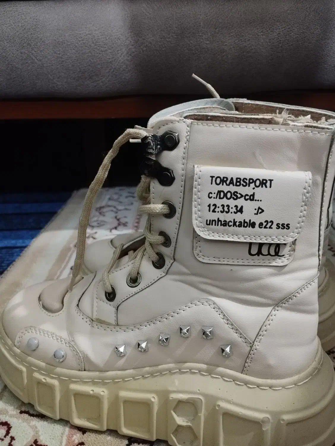 نیم پوتین|کیف، کفش، کمربند|بوکان, |دیوار