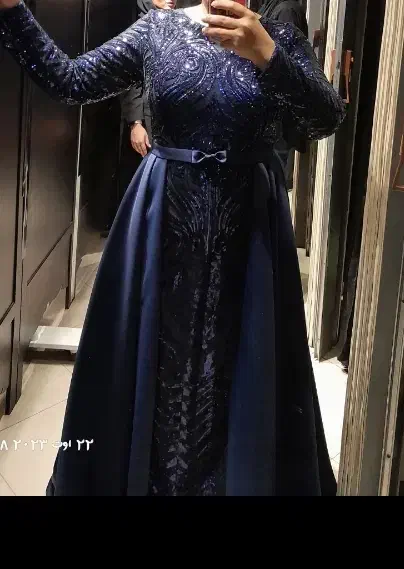 مجلسی دودامنه|لباس|جویبار, |دیوار