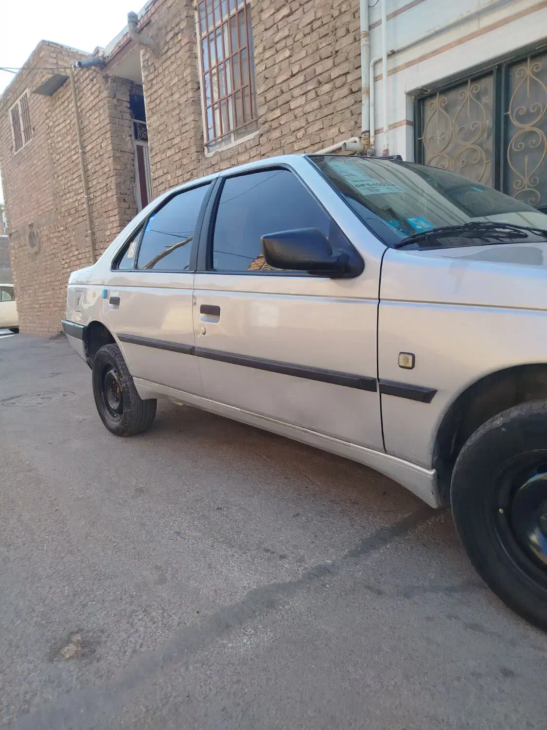 پژو۴۰۵نقرهای دوگانه|خودرو سواری و وانت|راور, |دیوار