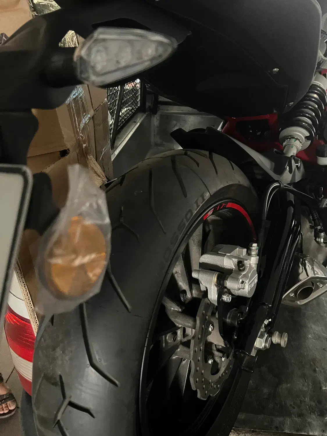 بنلی ۳۰۰ مدل ۴۰۰ صفر|موتورسیکلت|شیراز, رحمت‌آباد|دیوار