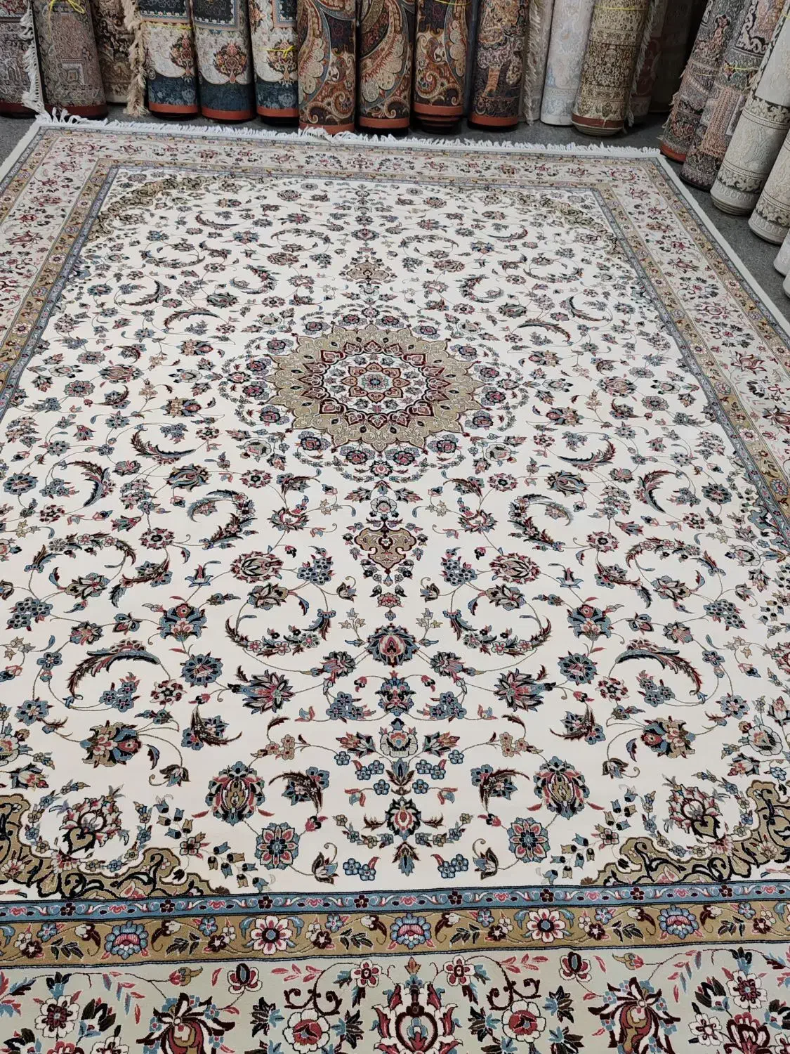 یک تخته فرش 12متری قالی سلیمان نقشه نائین|فرش|قم, نیروگاه|دیوار