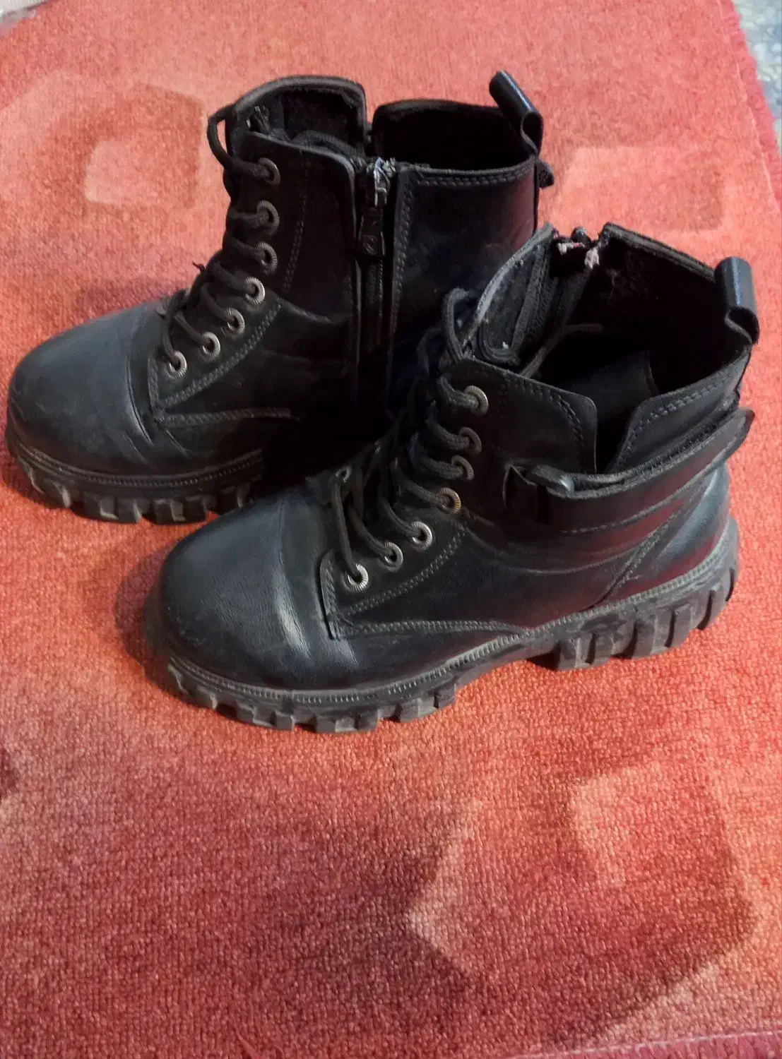 نیم بوت دخترانه در حد نو|کیف، کفش، کمربند|سنندج, |دیوار