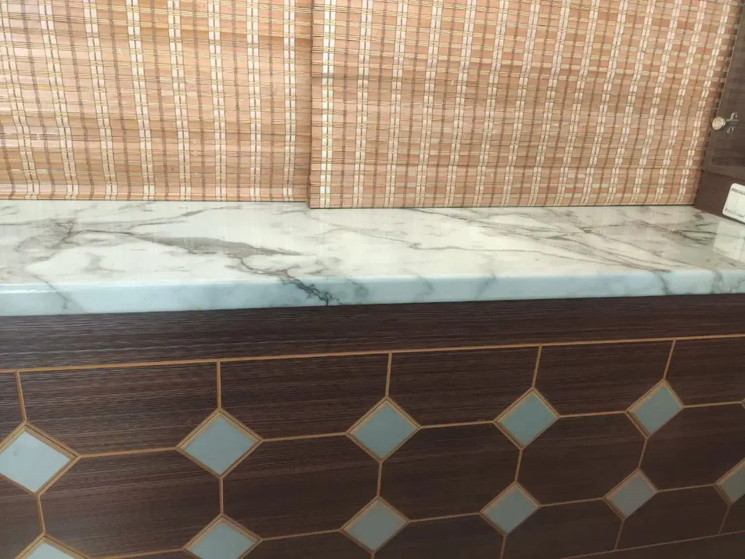 کابینت|بوفه، ویترین، کنسول|اصفهان, قلعه طبره|دیوار