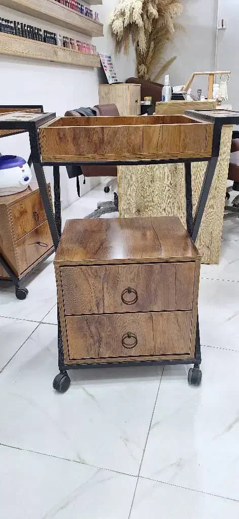 لوازم سالن زیبایی در حد نو فوری|آرایشگاه و سالن‌های زیبایی|شهریار, شهریار|دیوار