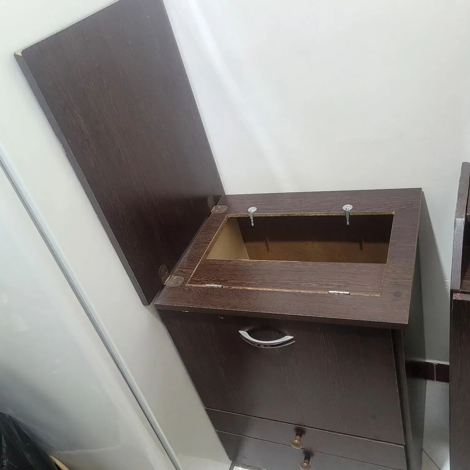 میز چرخ خیاطی|چرخ خیاطی و ریسندگی|محمدشهر, ولدآباد|دیوار