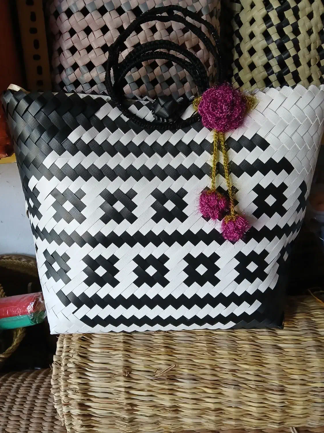 صنایع دستی حصیری تسمه ای|صنایع دستی و سایر لوازم تزئینی|بندرعباس, |دیوار