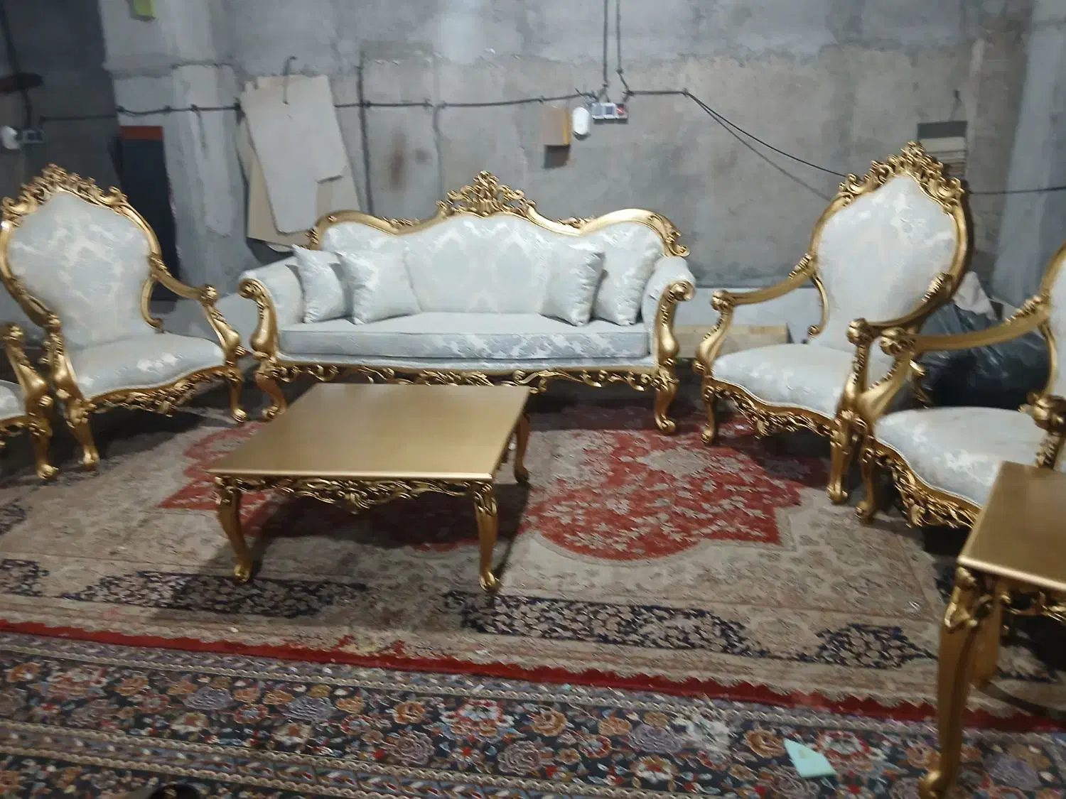 مبل سلطنتی از درب کارخانه|مبلمان خانگی و میز عسلی|گرگان, |دیوار