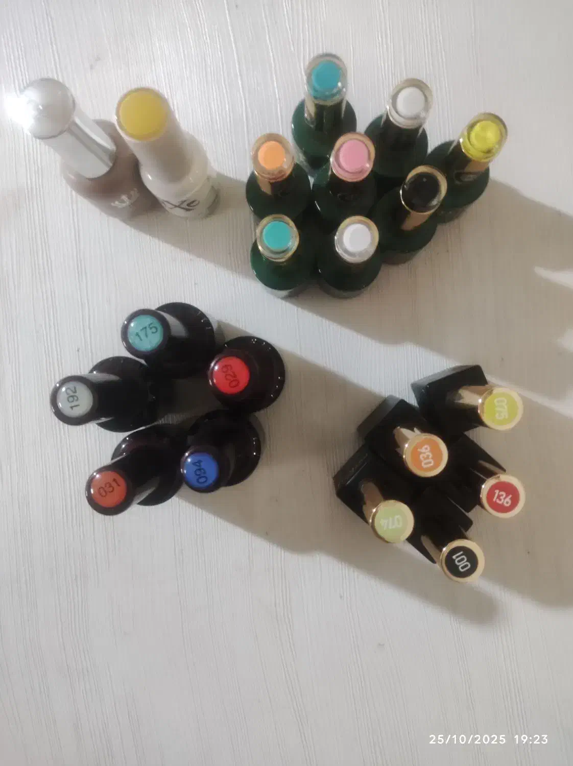 لاک ژل|آرایشی، بهداشتی، درمانی|شیراز, پانصد دستگاه ارتش|دیوار