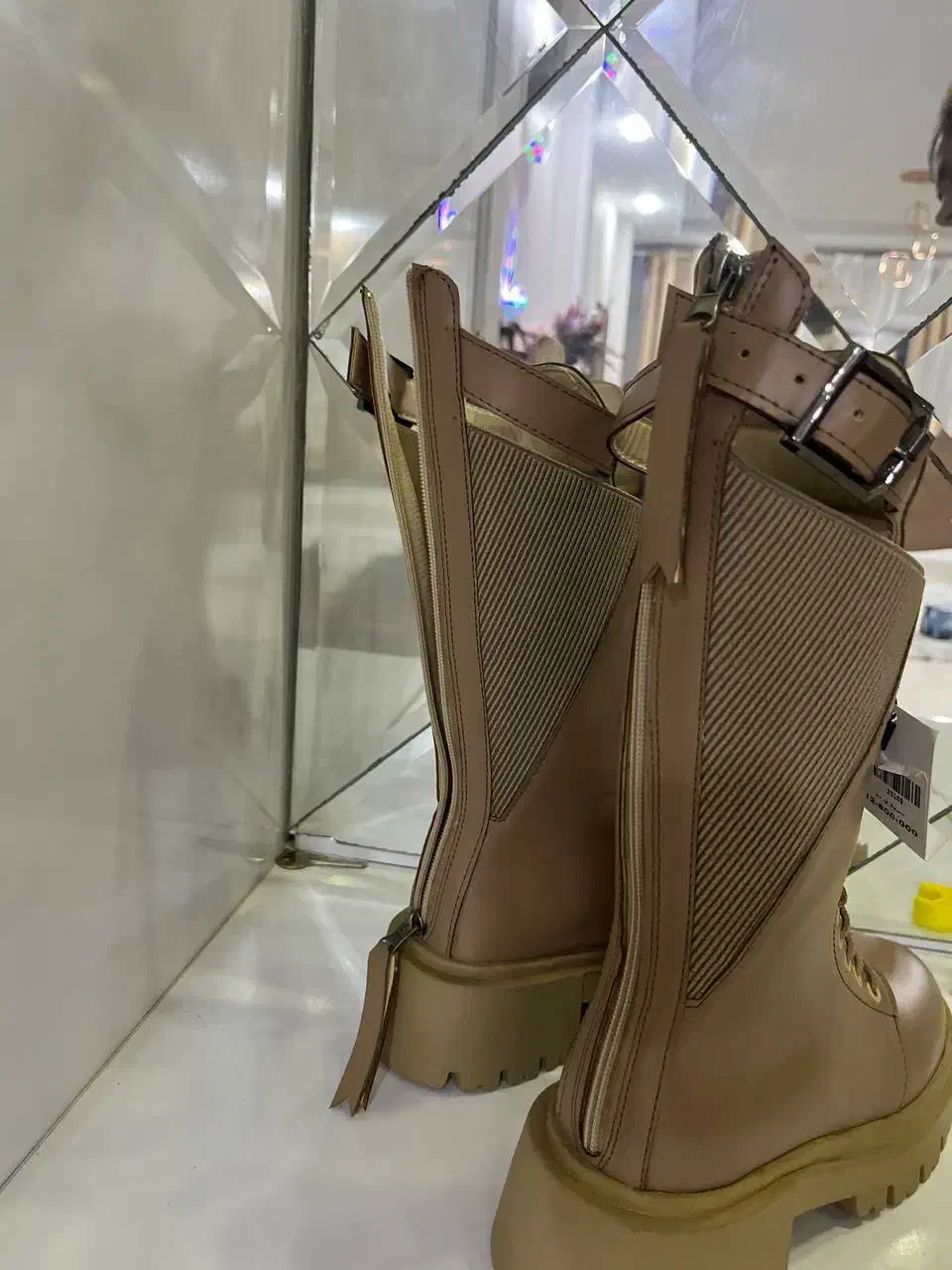 بوت بلند زنانه|کیف، کفش، کمربند|رشت, دیلمان|دیوار