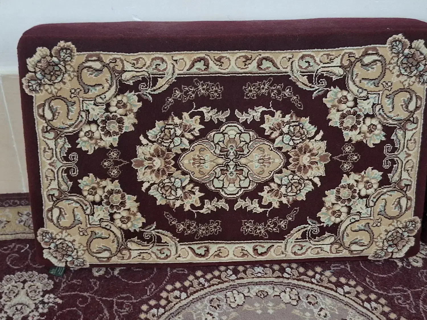 متکا|پشتی|برازجان, |دیوار