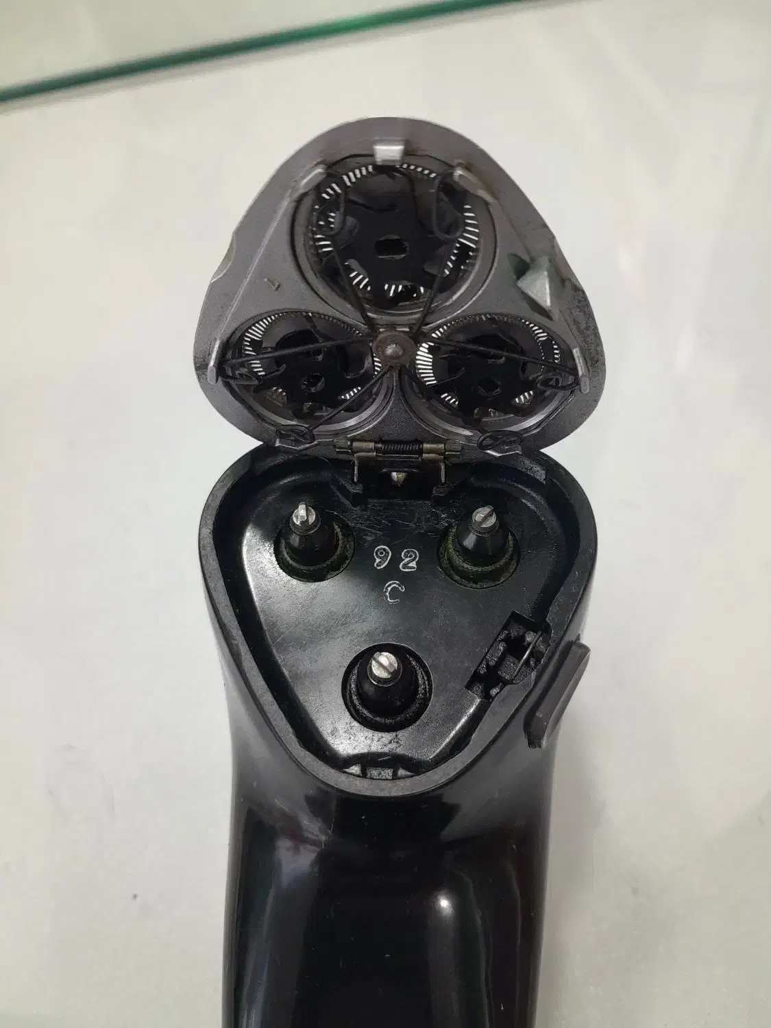 سه تیغ فیلپس سالم|آرایشی، بهداشتی، درمانی|قم, تعویض پلاک|دیوار