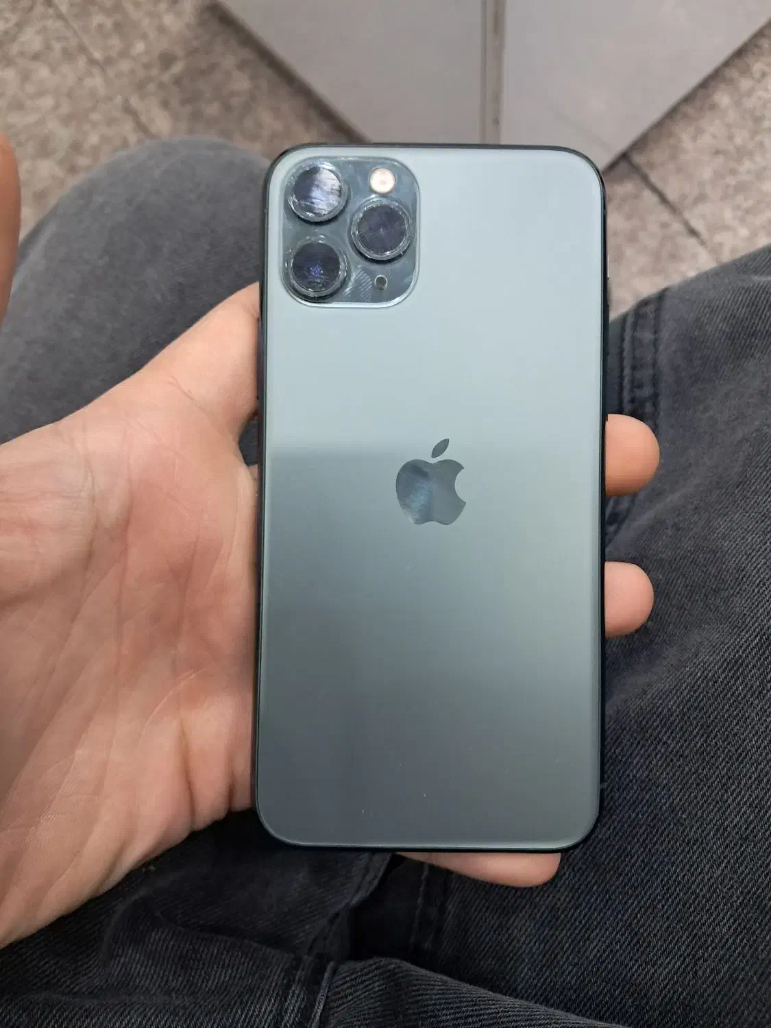 iPhone 11pro|موبایل|اندیشه, اندیشه فاز ۳|دیوار