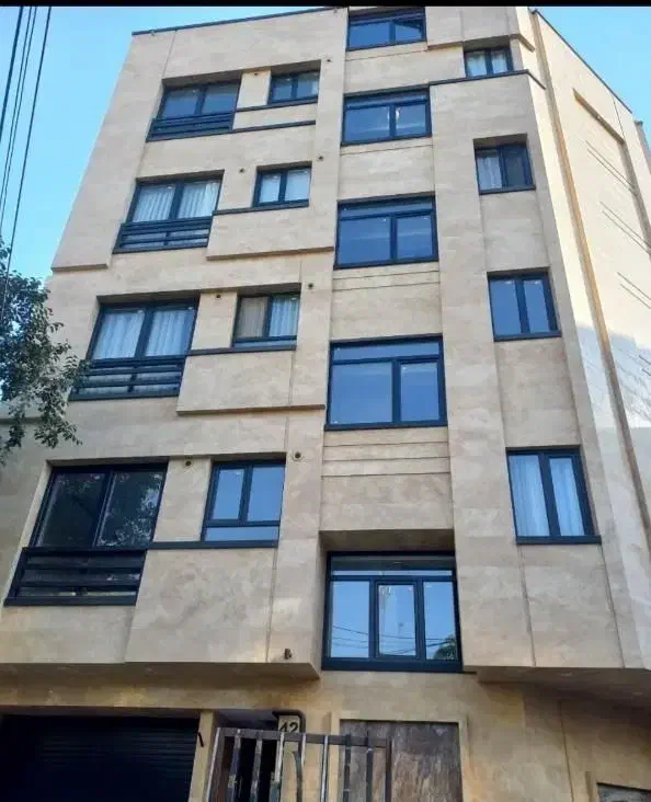 (نقد و اقساط)ساخت وتعمیرات درب و پنجره دوجدارهUPVC|خدمات پیشه و مهارت|همدان, |دیوار