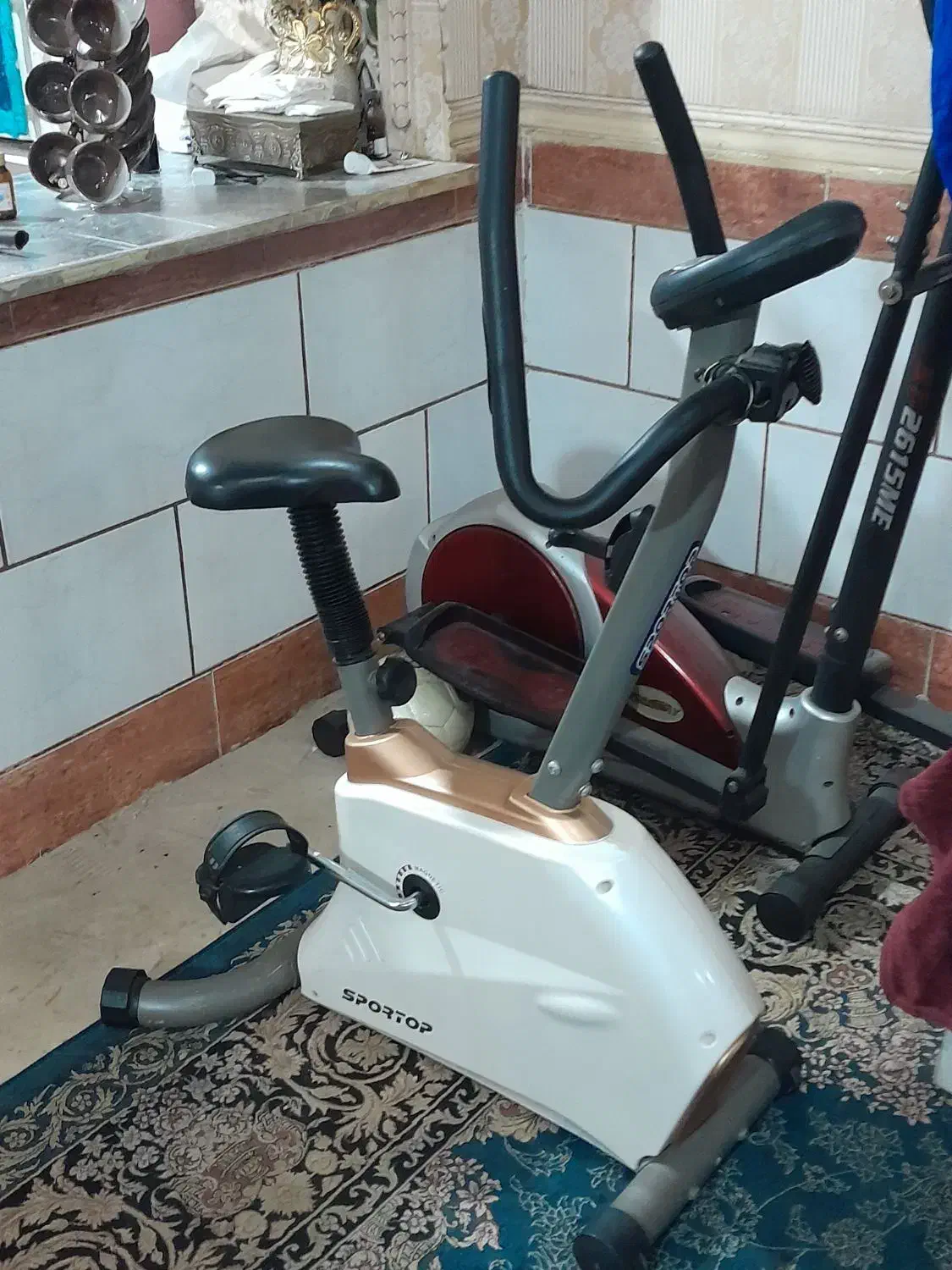 کیسه بوکس گلابی دوچرخه دمبل|تجهیزات ورزشی|اهواز, نبوت|دیوار