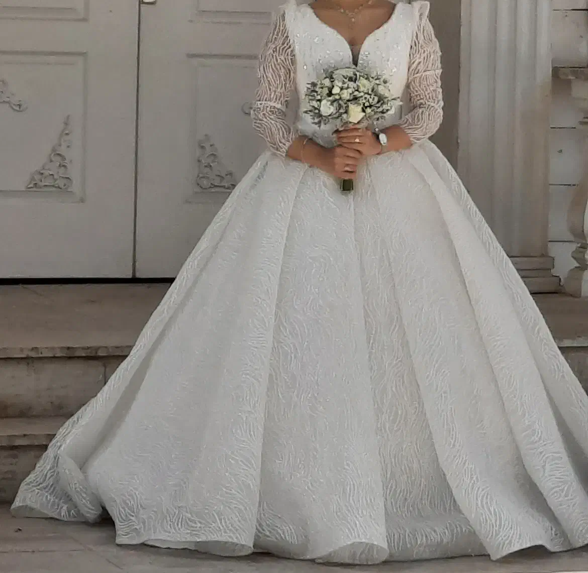 فوری فروشی (لباس عروس سایز ۳۸ پارچه شب رنگی )|لباس|تهران, کوهسار|دیوار