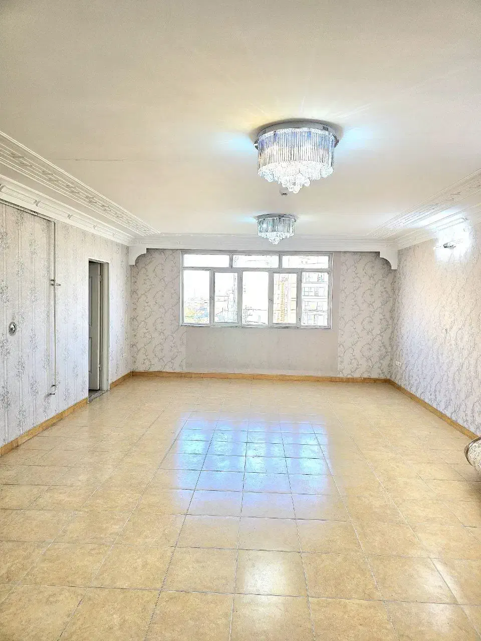 آپارتمان 110 متری واقع در صدف بلوار لاله|اجارهٔ آپارتمان|همدان, |دیوار