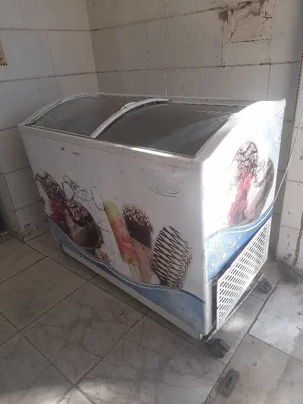 یخچال بستنی کوچک|فروشگاه و مغازه|ابهر, |دیوار