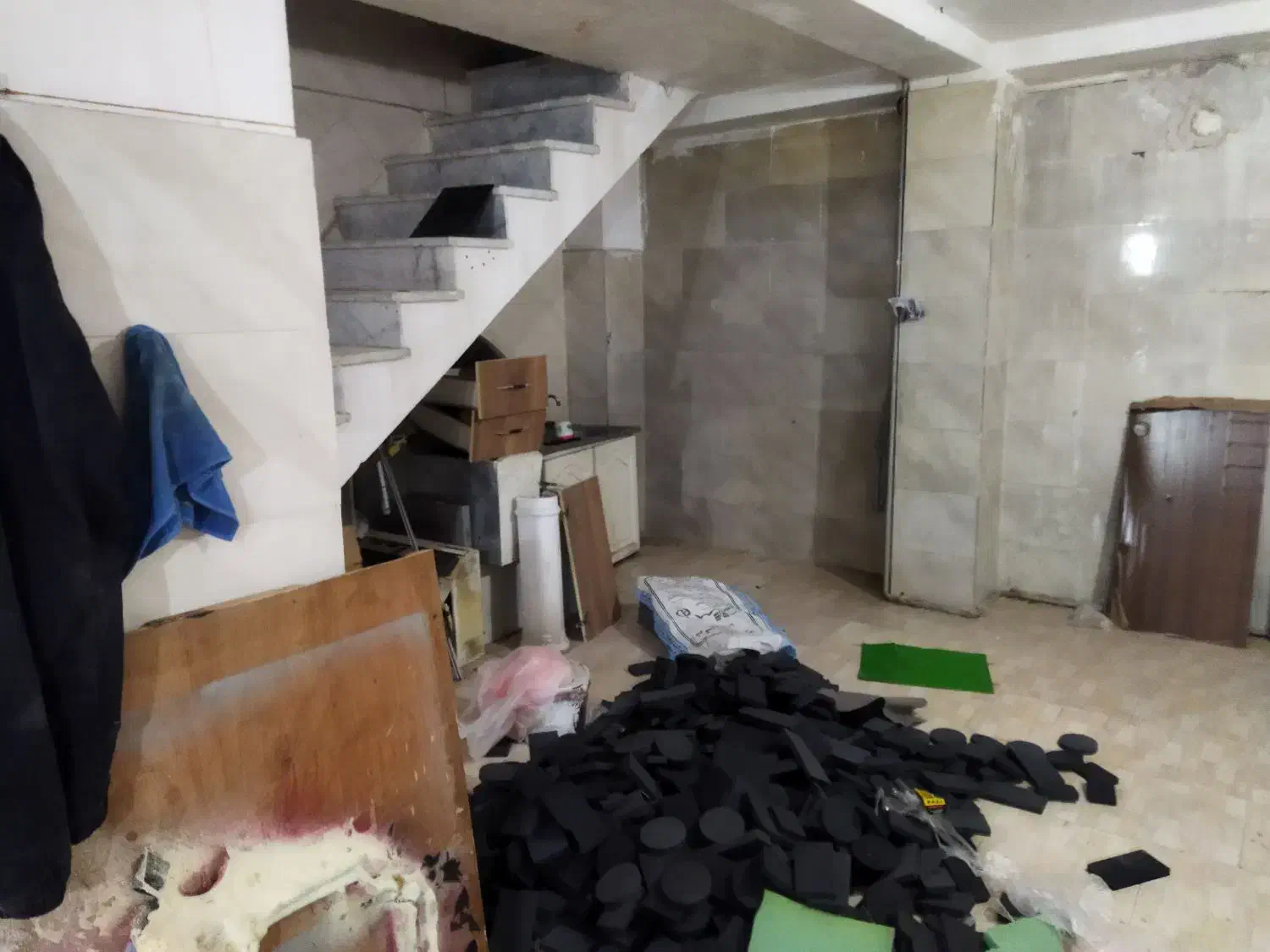 زیرزمین 105 متری حصارک پایین معاوضه|فروش مغازه و غرفه|اسلامشهر, شهرک محمدیه|دیوار