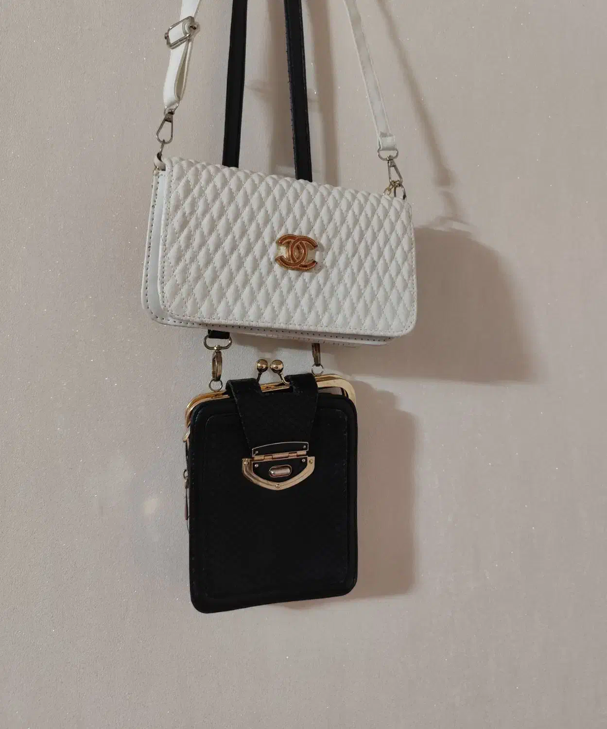 کیف|کیف، کفش، کمربند|بروجرد, |دیوار