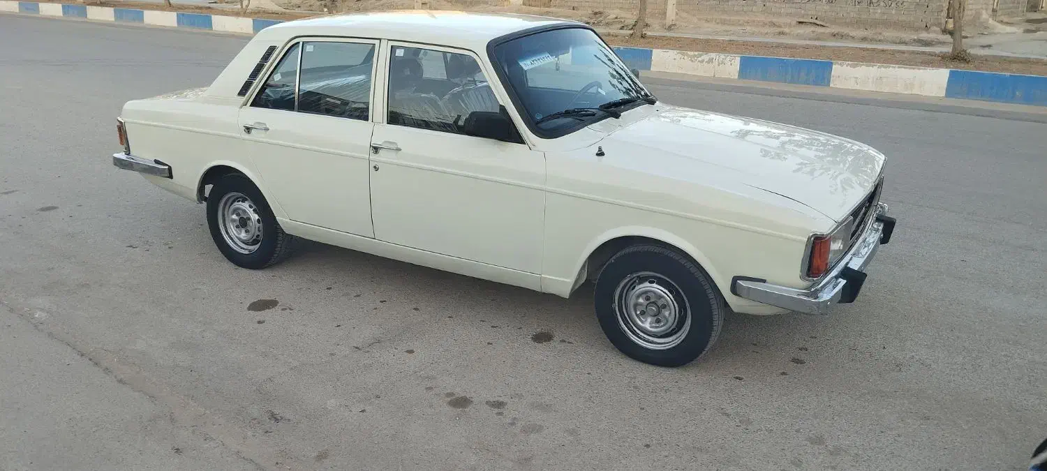 پیکان ۸۳رنگ سفید|خودرو سواری و وانت|لردگان, |دیوار