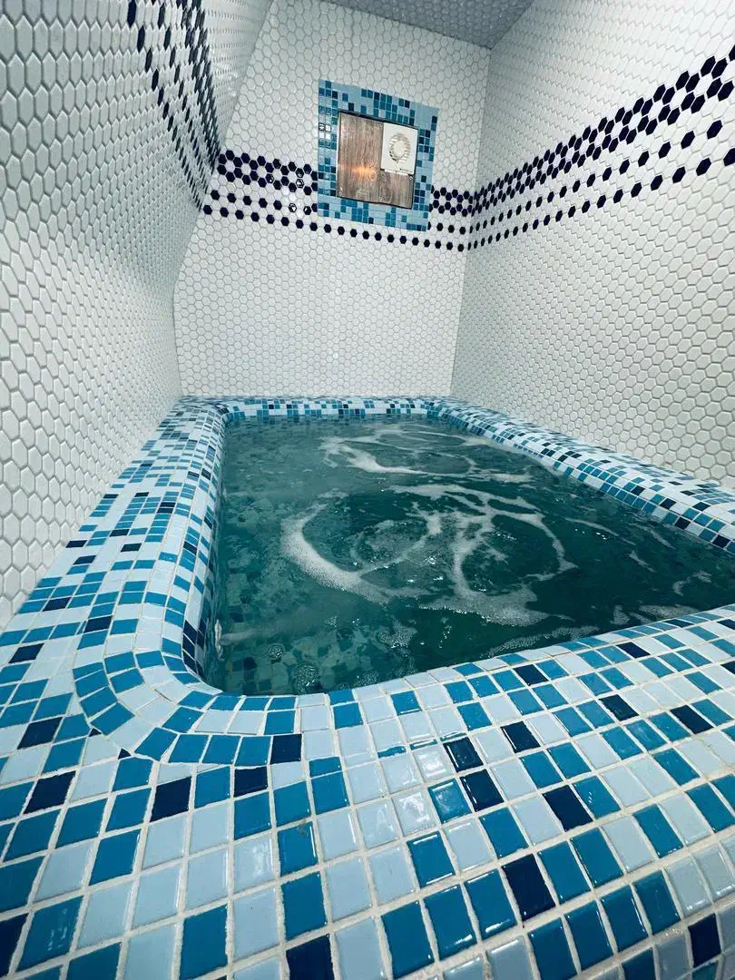 اجاره کلبه جکوزی دار شیک نوساز سرخرود|اجارهٔ کوتاهمدت ویلا و باغ|سرخرود, |دیوار