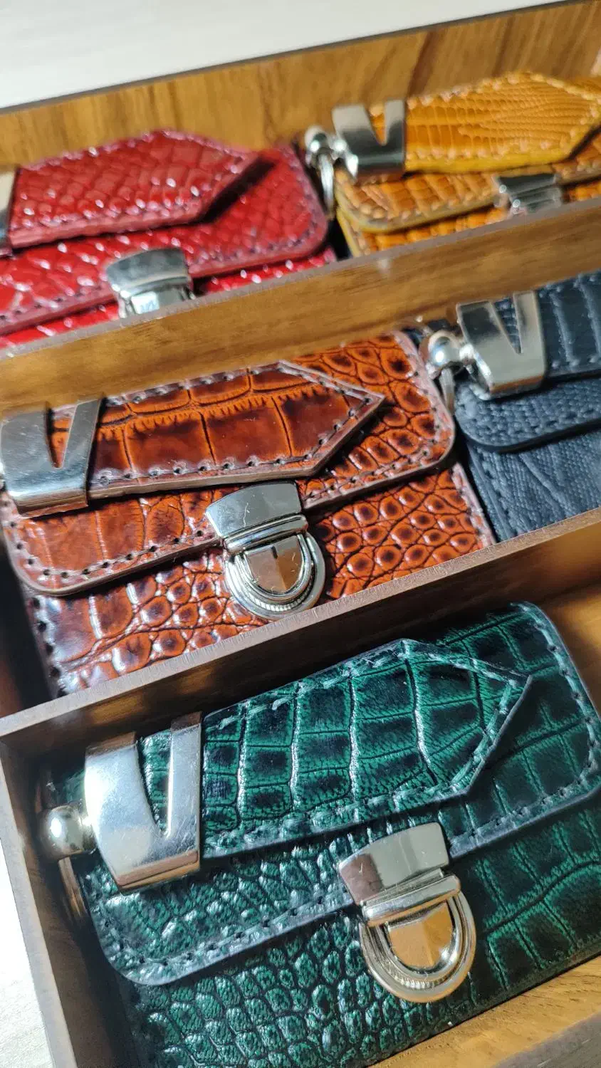 ست جاکارتی و جاسوئیچی چرم طبیعی|کیف، کفش، کمربند|اردبیل, |دیوار