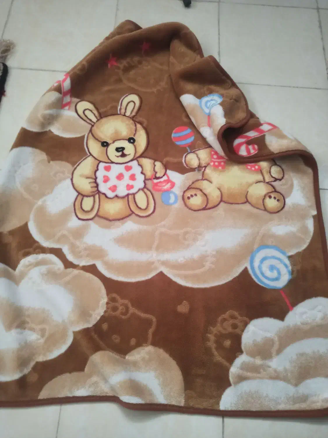 پتو نوزادی.کمد و تخت و ویترین|پشتی|شهرضا, |دیوار