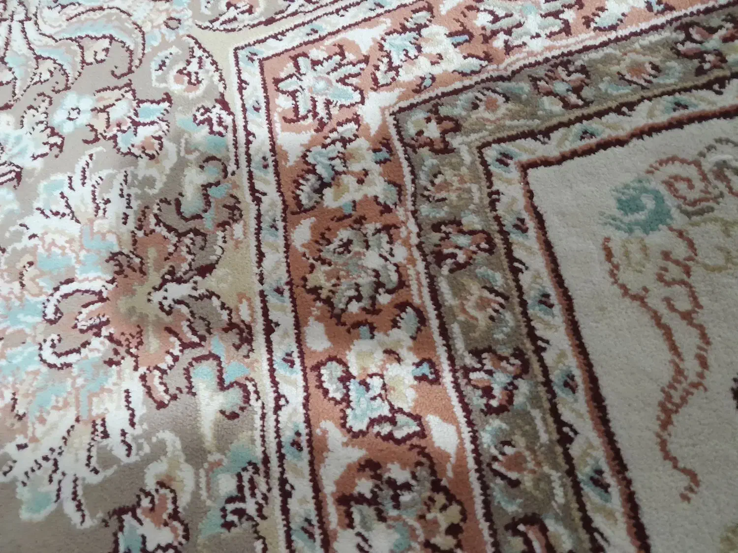 فرش دوازده متری دوتا|فرش|قائم‌شهر, |دیوار