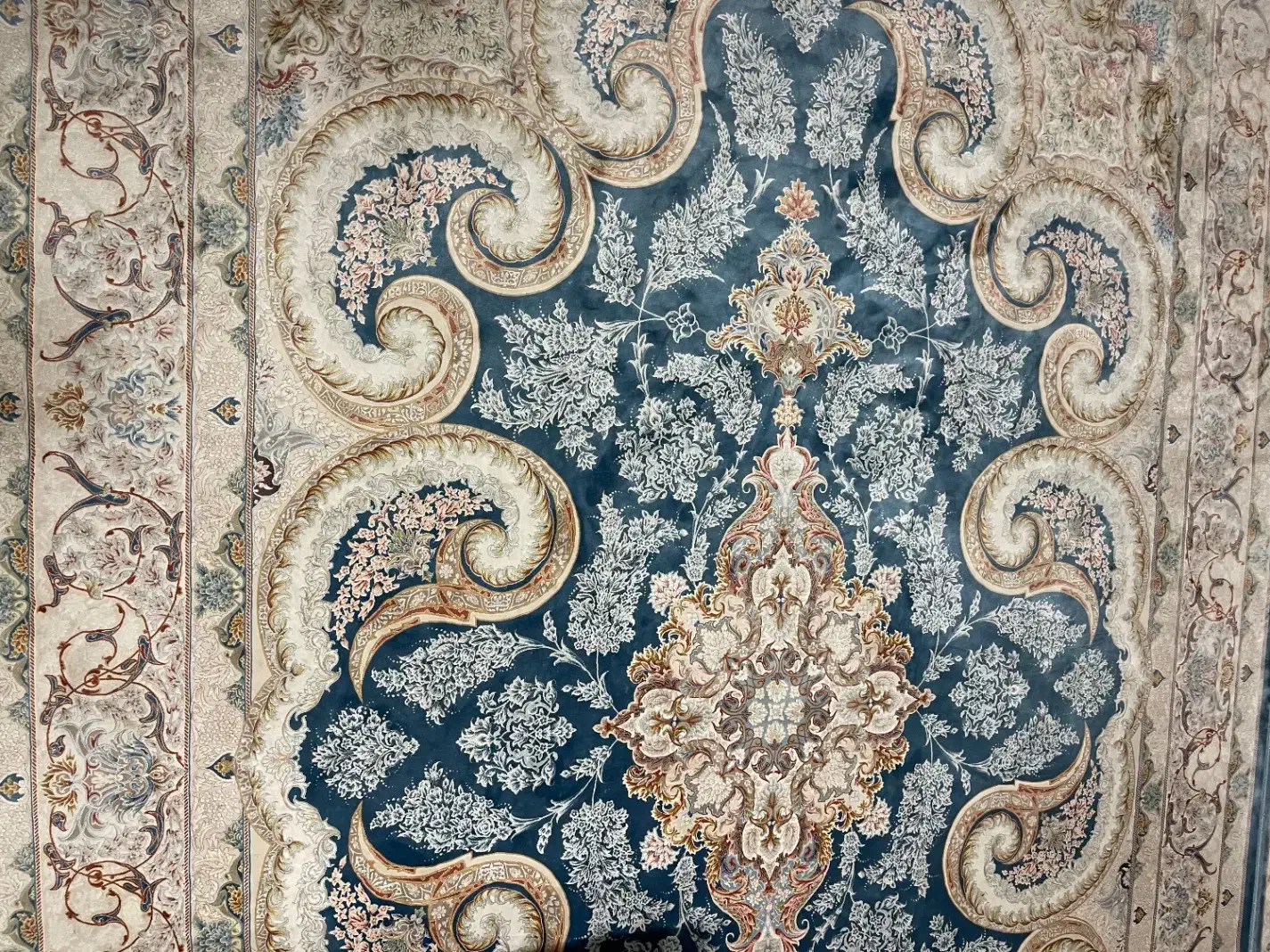 فرش ماشینی ۹متری|فرش|اسلام‌شهر, شهرک انبیا|دیوار