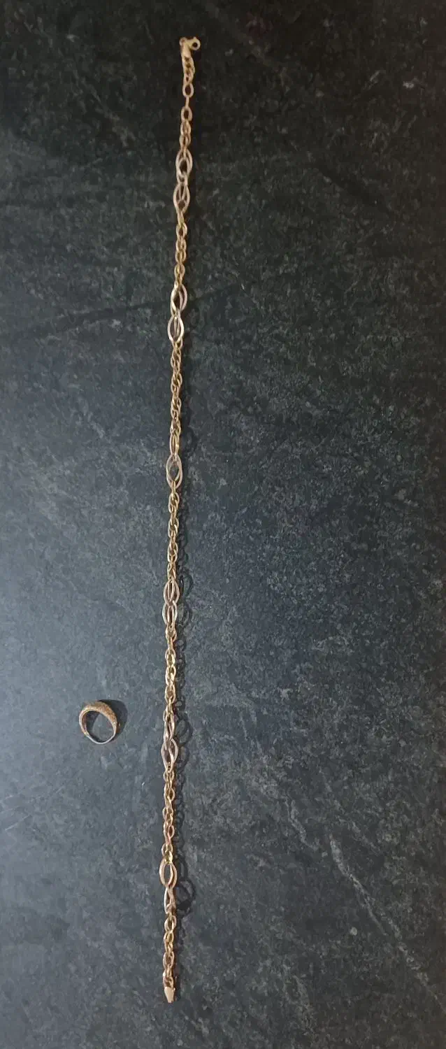 یه گردن بند خوشگل طلا ویه انگشتر طلا|جواهرات|بجنورد, |دیوار