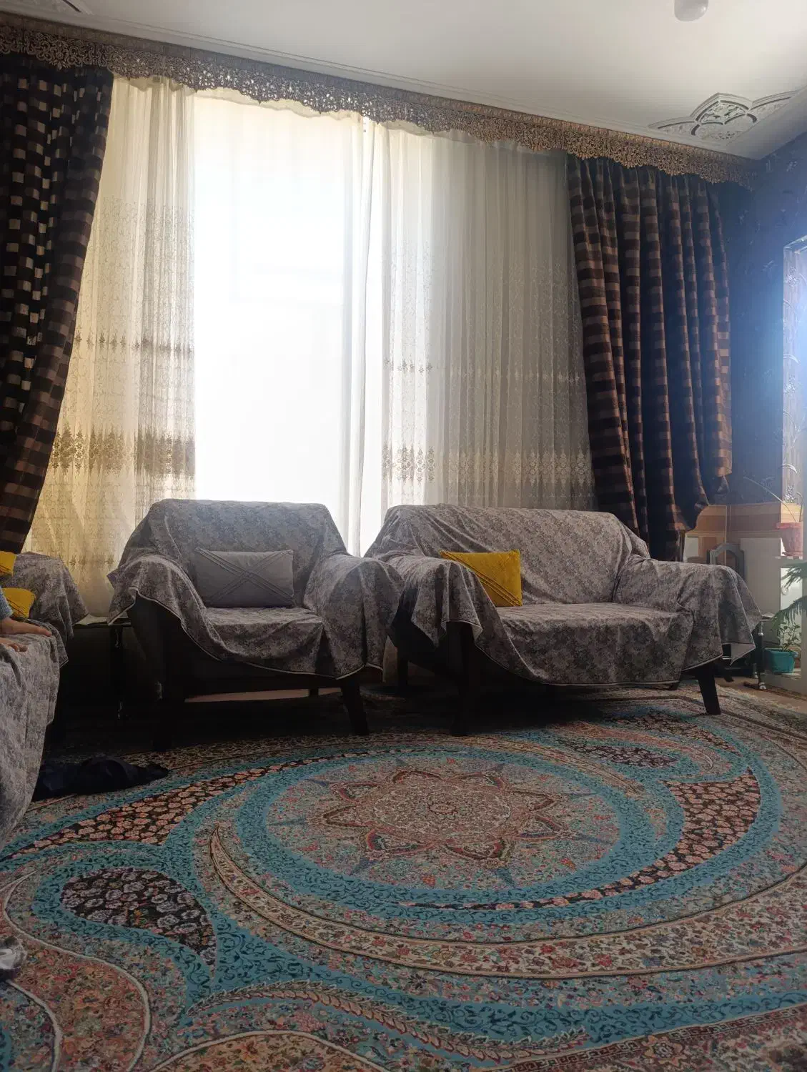 خانه ویلایی دلباز در اسلام آباد نقدی و اقساطی|فروش خانه و ویلا|شهرضا, |دیوار