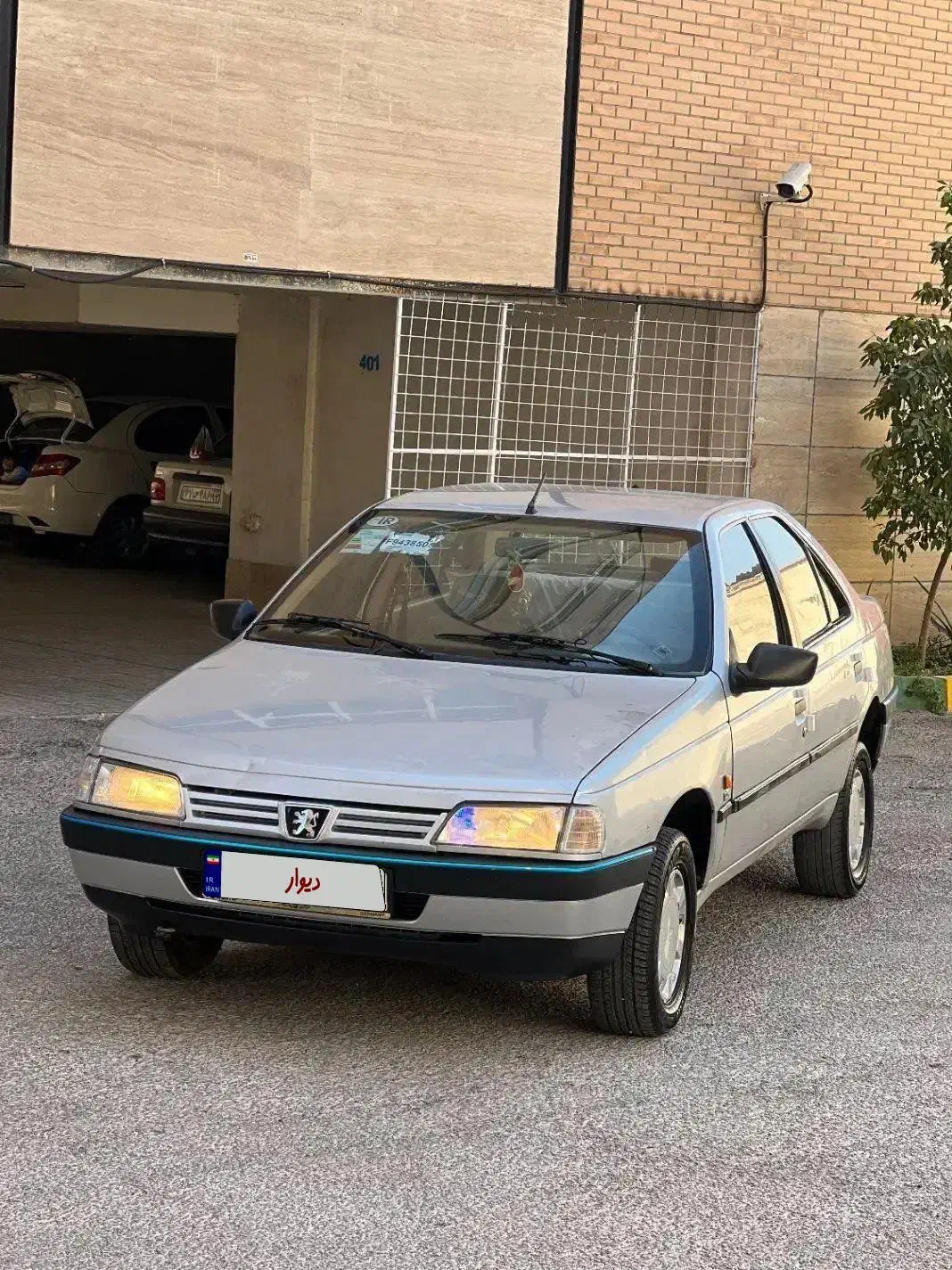 پژو ۴۰۵ مدل ۸۸ تک برگ|خودرو سواری و وانت|شیراز, کوشک میدان|دیوار