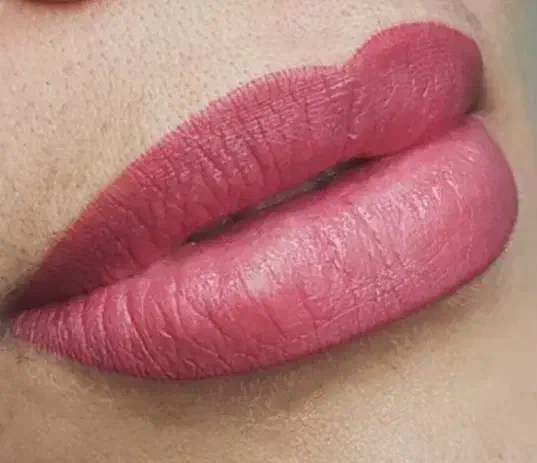 کانتور لب و رژ لب دائم در گناوه|خدمات آرایشگری و زیبایی|بندر گناوه, |دیوار