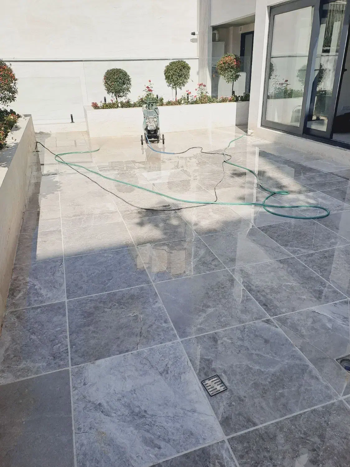 کف سابی ،سنگ ساب و کاشی سابی|خدمات نظافت|شیراز, اصلاح‌نژاد|دیوار