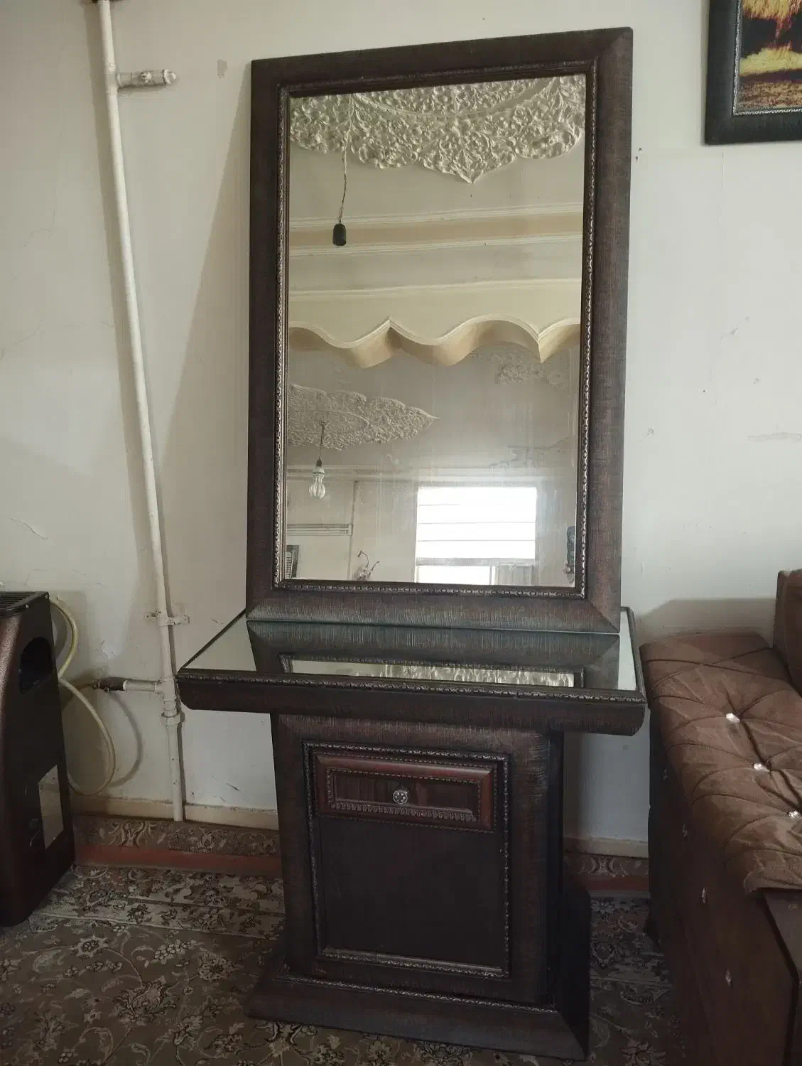 آینه و کنسول کشو دار|بوفه، ویترین، کنسول|شاهینشهر, نظامی|دیوار