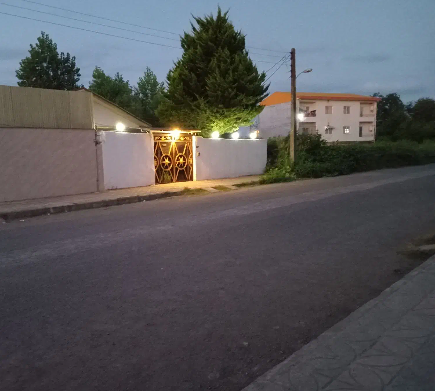 خانه۱۱۰متردر۳۰۰مترزمین نزدیک دریاشهرک انصاری رودسر|فروش خانه و ویلا|رودسر, |دیوار