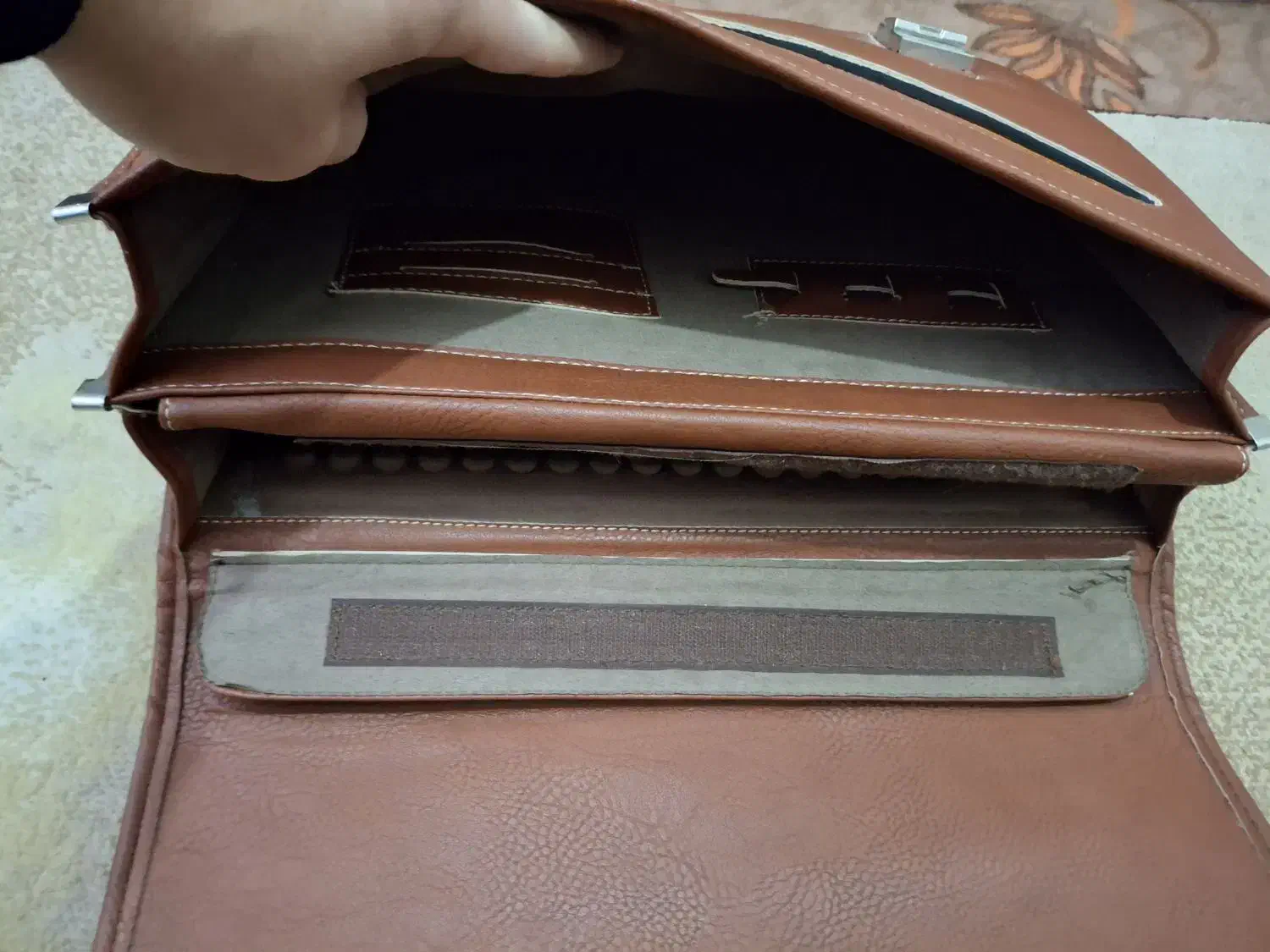 کیف اداری|کیف، کفش، کمربند|اراک, |دیوار