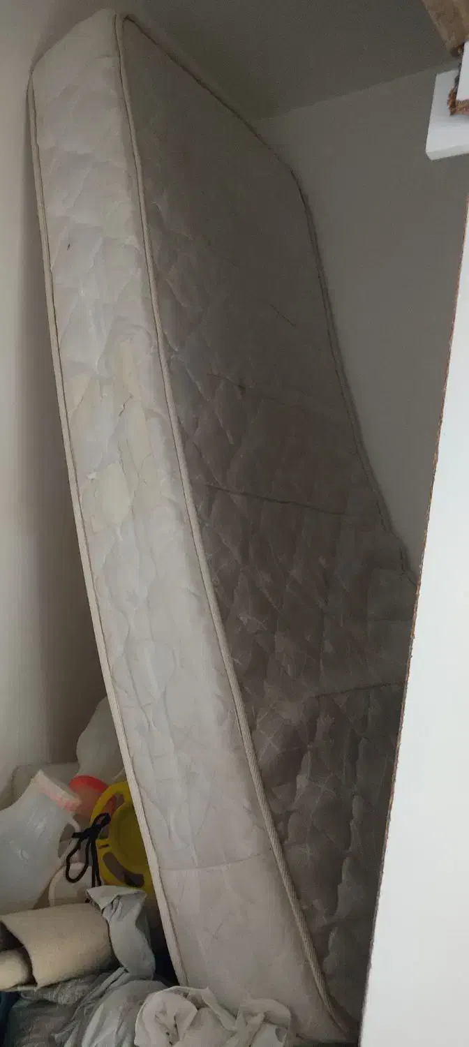 خوش خواب فروشی کسی خواست|تشک تختخواب|کاشمر, |دیوار