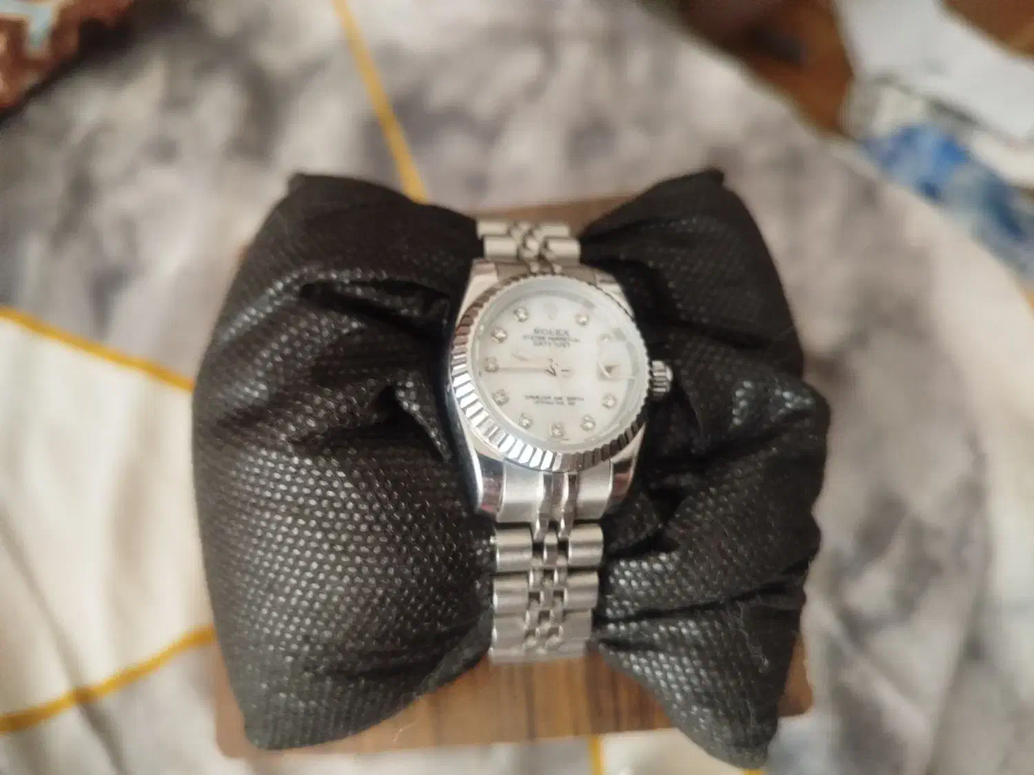 ساعت مچی زنانه رولیکس|ساعت|شیراز, کوشک میدان|دیوار