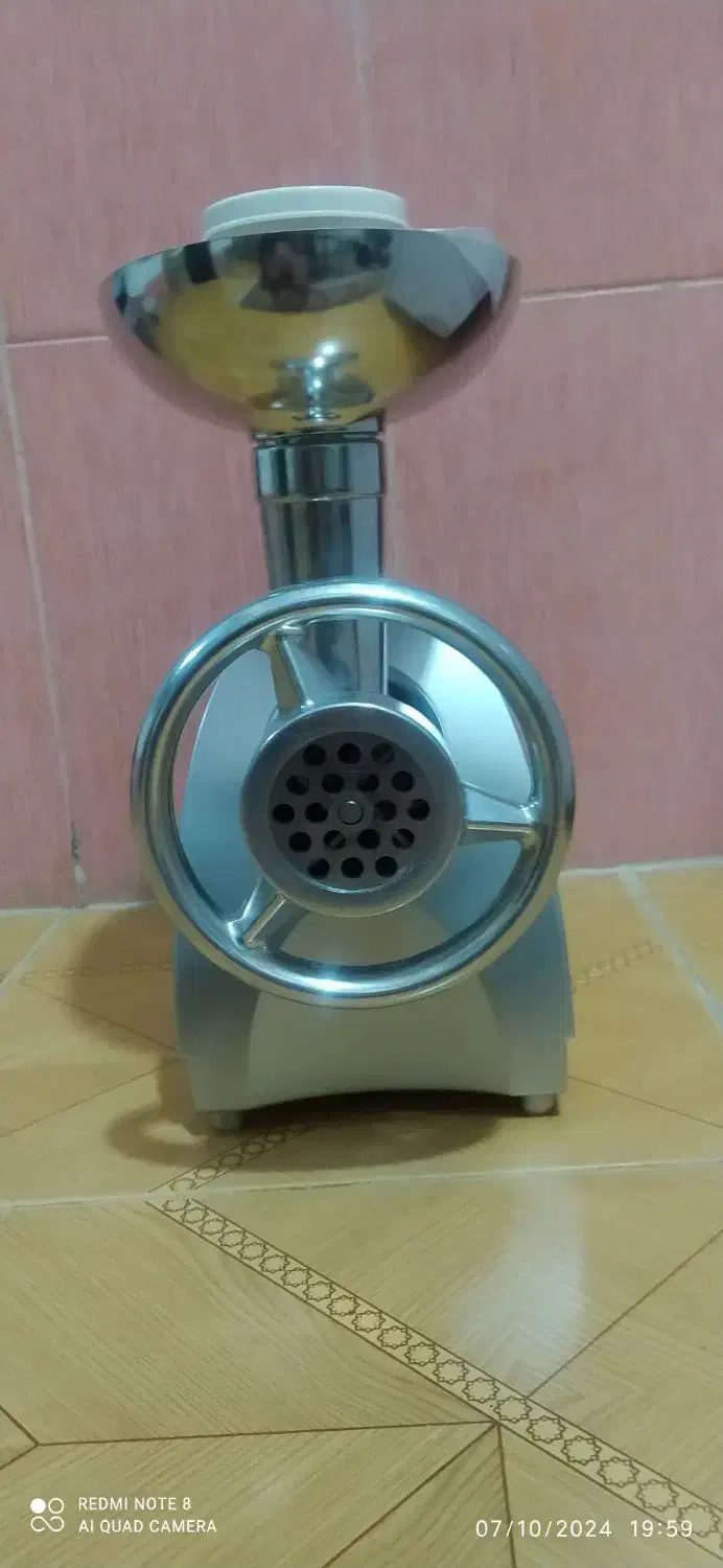 چرخ گوشت|سایر لوازم برقی|قوچان, |دیوار