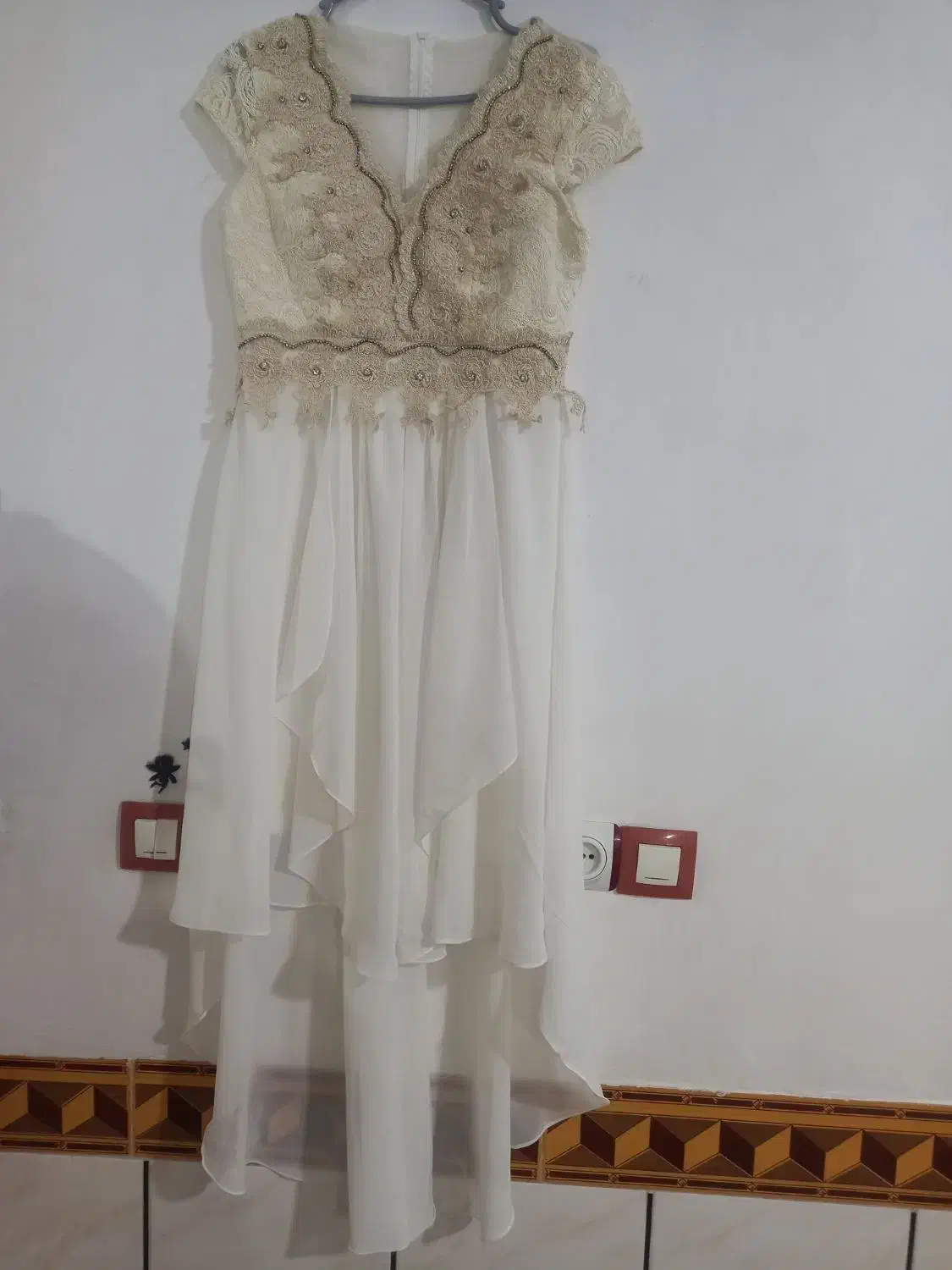 لباس مجلسی|لباس|خرمآباد, |دیوار