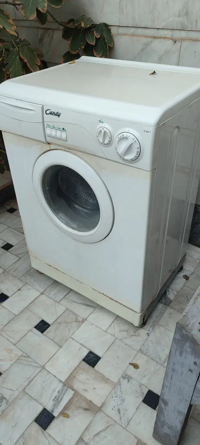 ماشین لباسشویی|ماشین لباسشویی و خشک‌کن لباس|قم, بکایی|دیوار