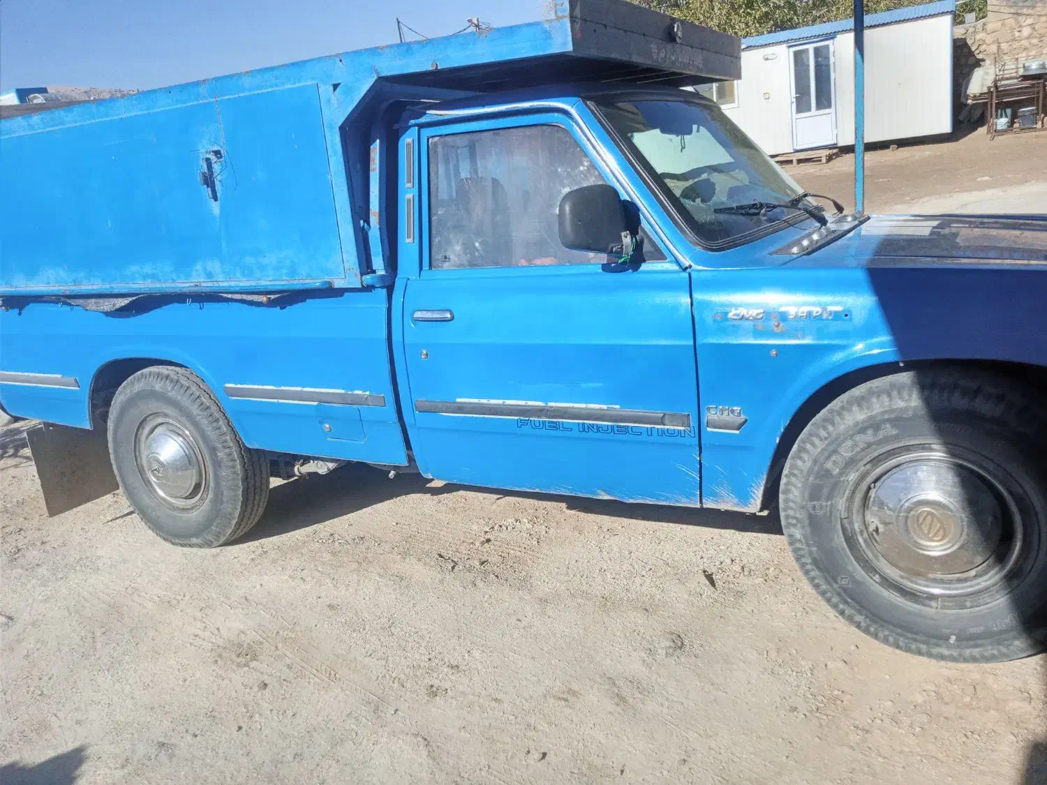 نیسان|خودرو سواری و وانت|قلعه شاهین, |دیوار