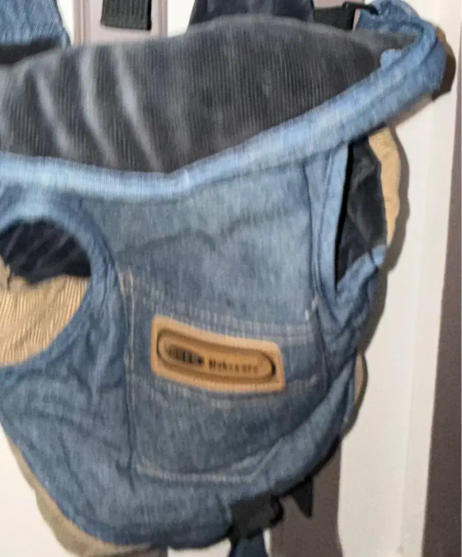 آغوشی کودک baby care|کالسکه و لوازم جانبی|بروجرد, |دیوار