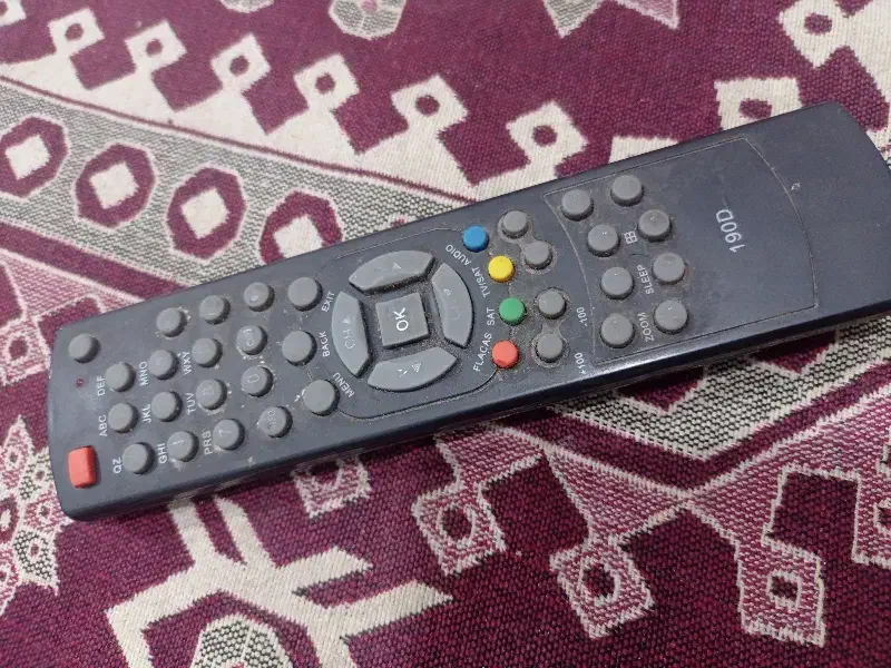 گیرنده|صوتی و تصویری|شیراز, رکن‌آباد|دیوار