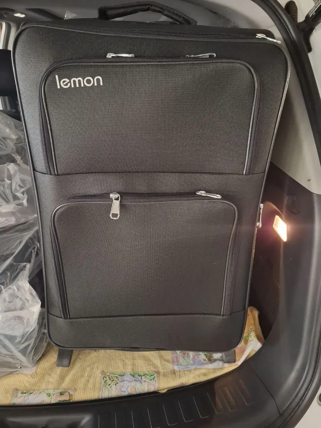 چمدان سایز بزرگ و درجه یک|کیف، کفش، کمربند|فولادشهر, B7|دیوار