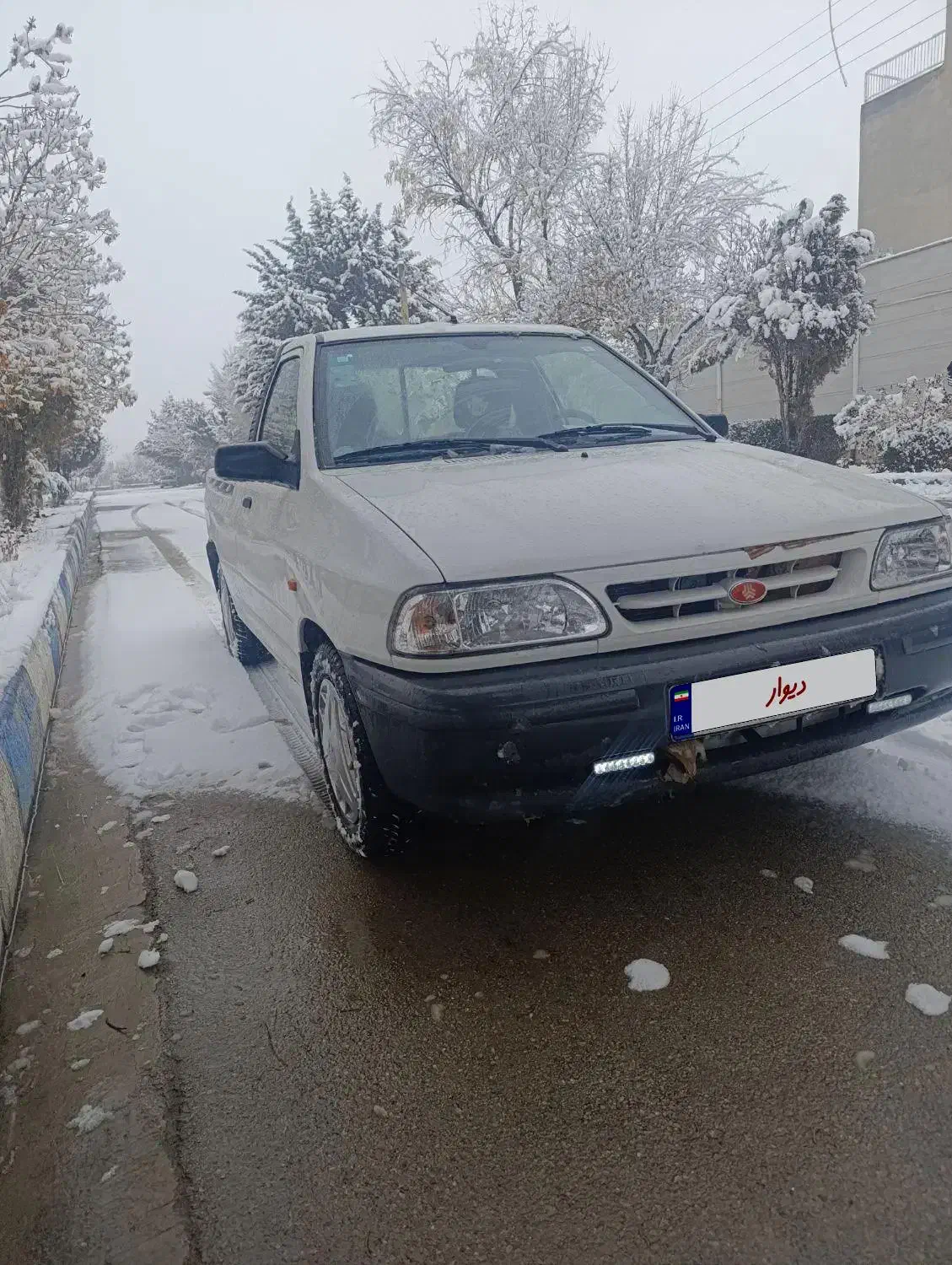 ماشین (پراید بار)|خودرو سواری و وانت|فرخ‌شهر, |دیوار