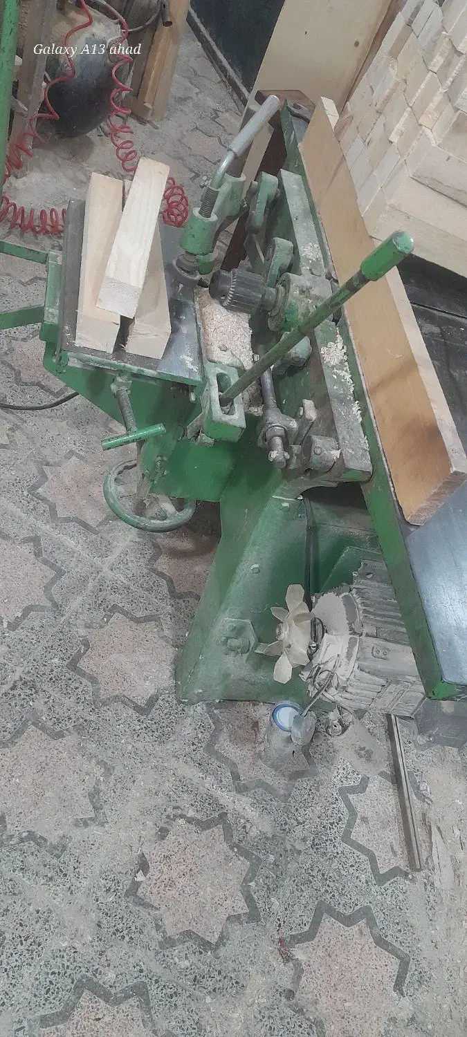 سه کاره|ماشینآلات صنعتی|فومن, |دیوار