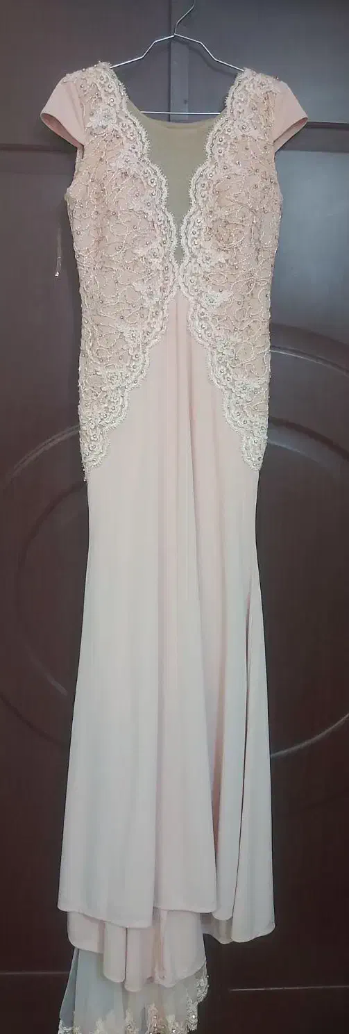 پیراهن مجلسی|لباس|آمل, |دیوار